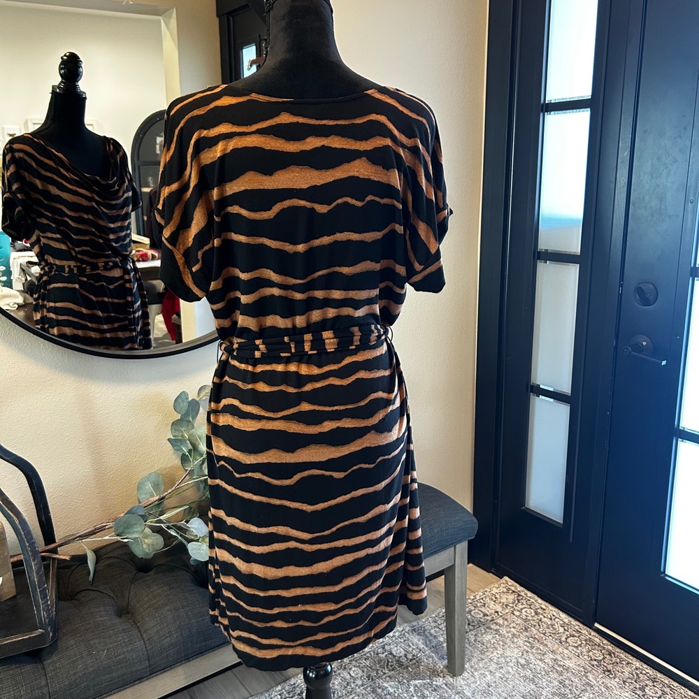 Ann Taylor LOFT Womens Medium Black Bronze Tiger Stripe Jersey Knit Belted Dress